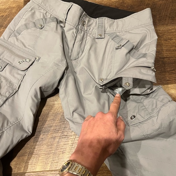 Bogner Women’s Cargo Ski Pants Size 6 - Picture 5 of 13